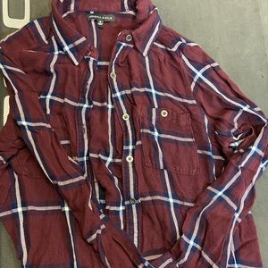 Kendall & Kylie Boyfriend Shirt Women’s S